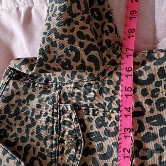 NWT Charlie Paige Denim Animal Print Jacket - Picture 8 of 9